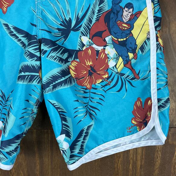 Superman Mens Shorts Swim Trunks Blue Multicolor Superhero Floral Lined Small - Picture 5 of 15